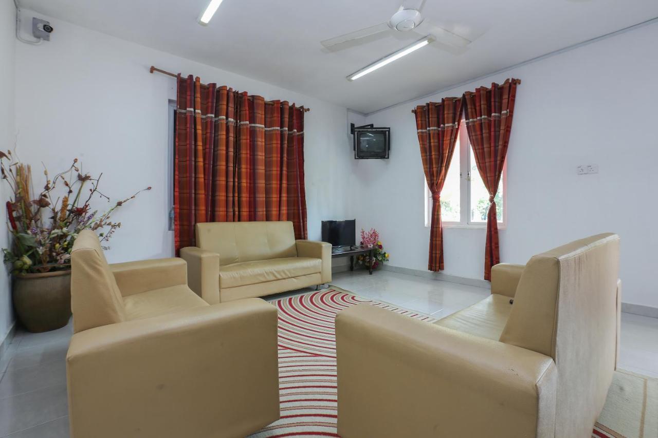 Oyo 8966 Dee Wana Resort 1 Pasir Puteh Esterno foto